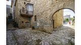 Massa Martana, Piccola Casa in Pietra con giardino