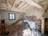 Porzione di Fabbricato con terreno esclusivo