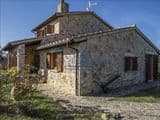Splendido Casale 250 mq  con  3.200 mq di Terreno