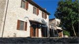 Caratteristica Casa di Campagna ristrutturata con 9 ha di Terreno