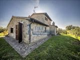 Splendido Casale 250 mq  con  3.200 mq di Terreno