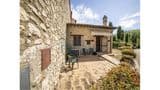 Massa Martana, Piccola Casa in Pietra con giardino