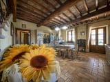 Splendido Casale 250 mq  con  3.200 mq di Terreno