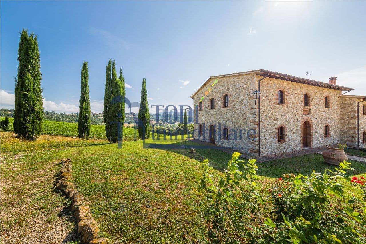 Torresquadrata, 06059 Todi (PG)
