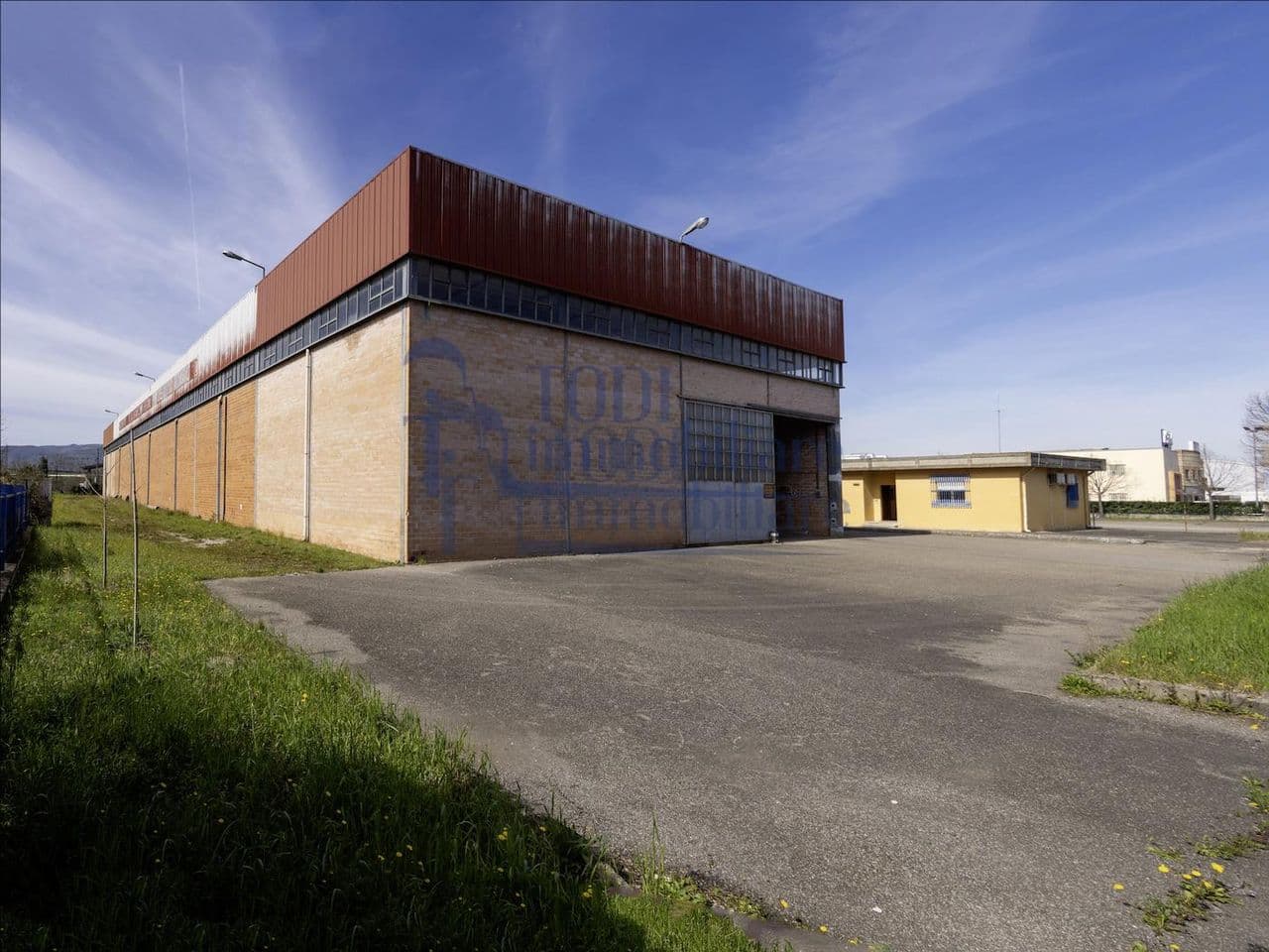 Capannone Industriale